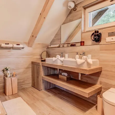 Biokolna & Apartmán Lomnice nad Popelkou